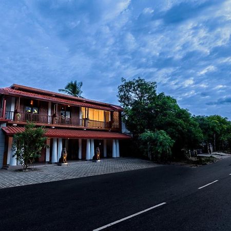 Golden Stars Hotel Dambulla Eksteriør bilde